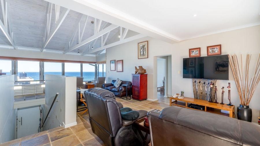 3 Bedroom Property for Sale in Pienaarstrand Western Cape